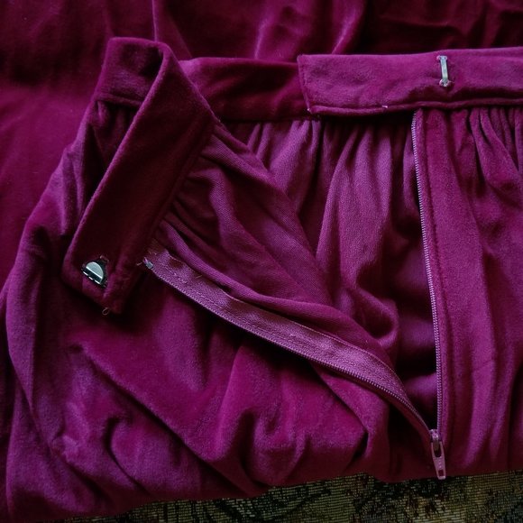 Vintage 80s, velvet, gathered waist, knee length, A-line skirt, pocket, handmade - Picture 4 of 7